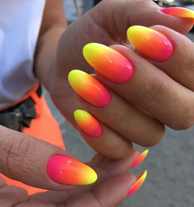 20 Trendsetting Neon Summer Nails Designs for 2024